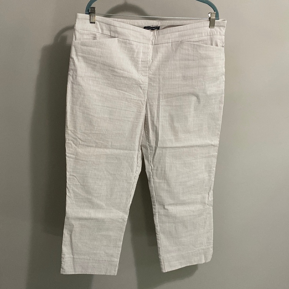 Sea Sucker Crop dress pants